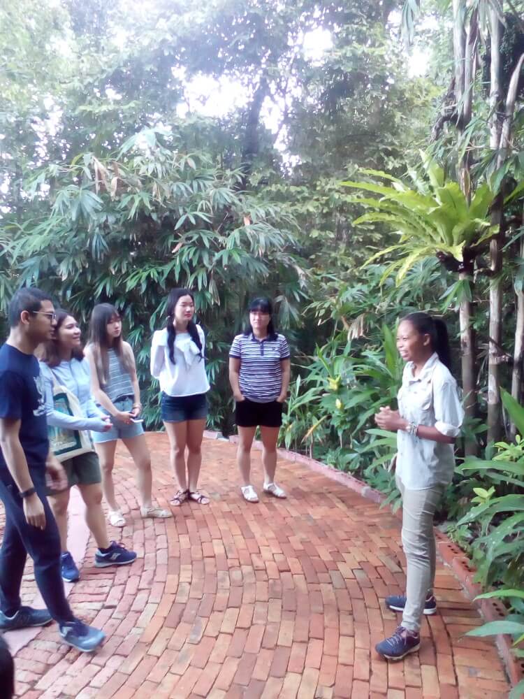 Our guide Elis taking us for the morning
walk